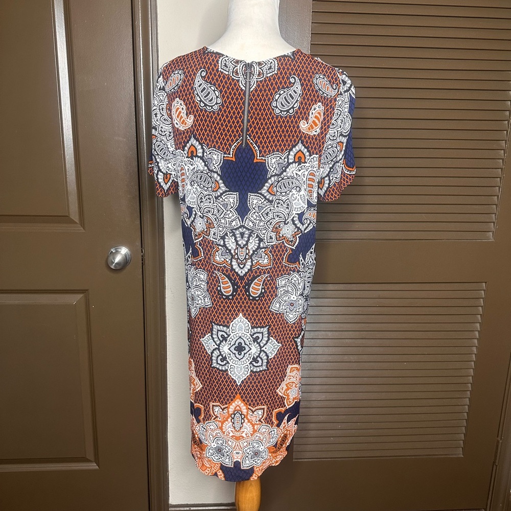 Express | Patterned Shift Dress - image 2